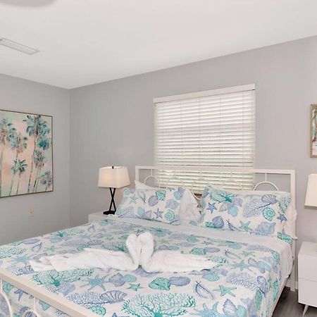Walk To The Beach - Island Villa Siesta Key Exterior foto